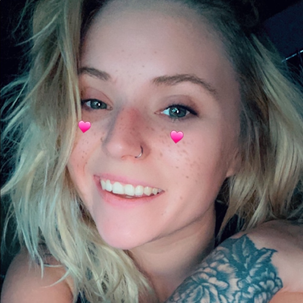 Meet your Posher, Alysha